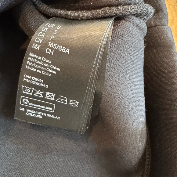 Alexander Wang sweatshirt! Alexander Wang X H&M Collab Cropped Scuba Sweatshirt - Picture 14 of 14